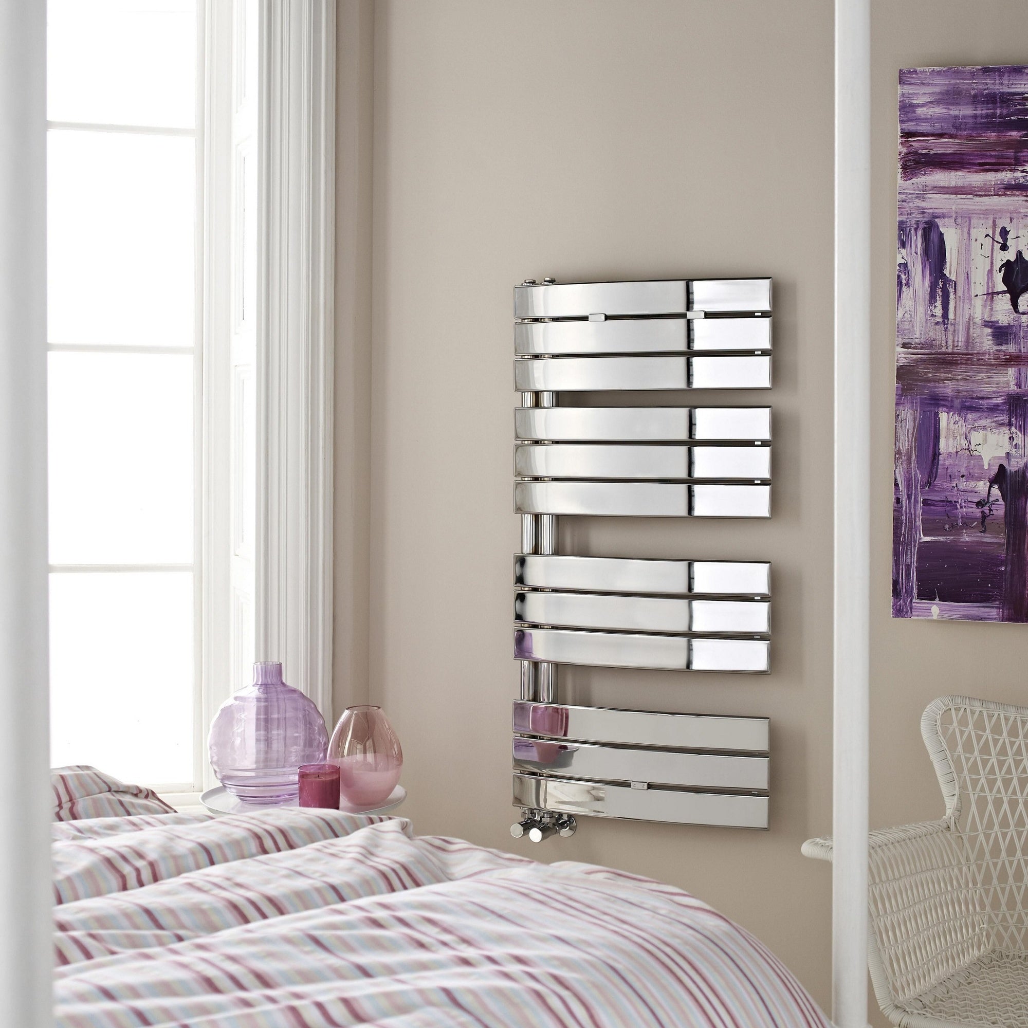 Heated Towel Rail 1080 X 550mm Chrome 1147 BTU 50 Pipe Centres
