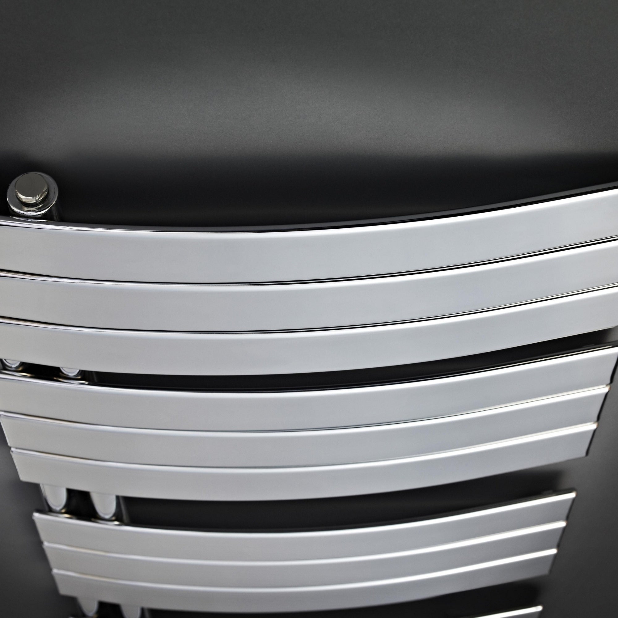 Heated Towel Rail 1080 X 550mm Chrome 1147 BTU 50 Pipe Centres
