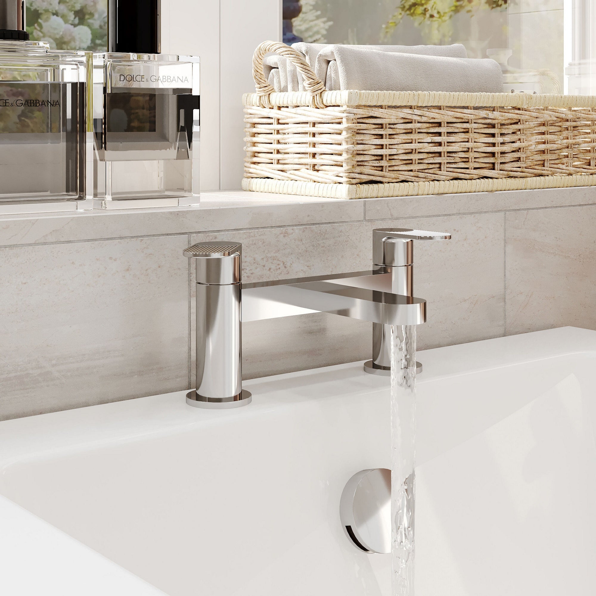 Aion Contemporary Chrome Deck Mounted Bath Filler 1 Tap Hole