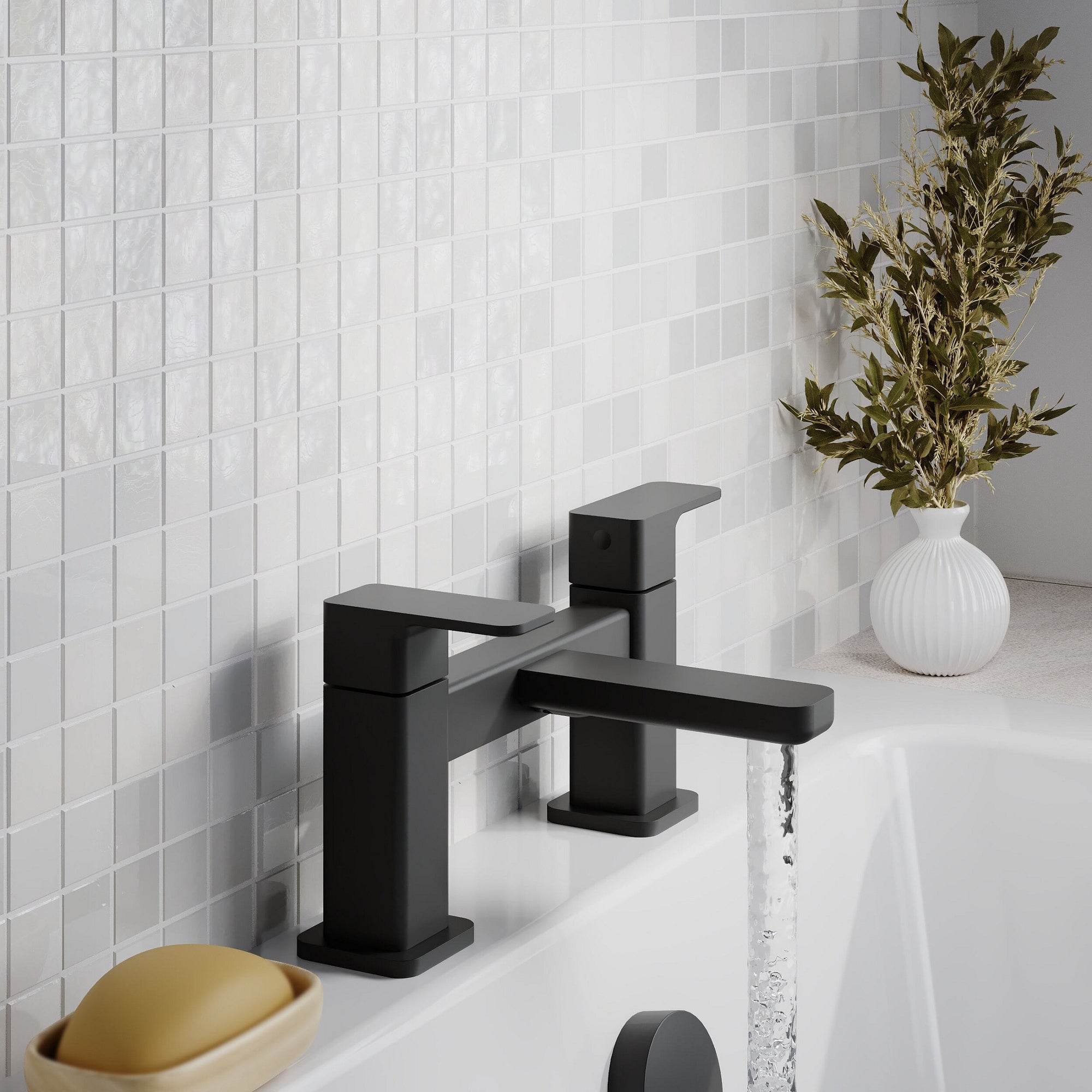Lumina Contemporary Matt Black Bath Filler 2 Tap Hole Square Lever 110mm