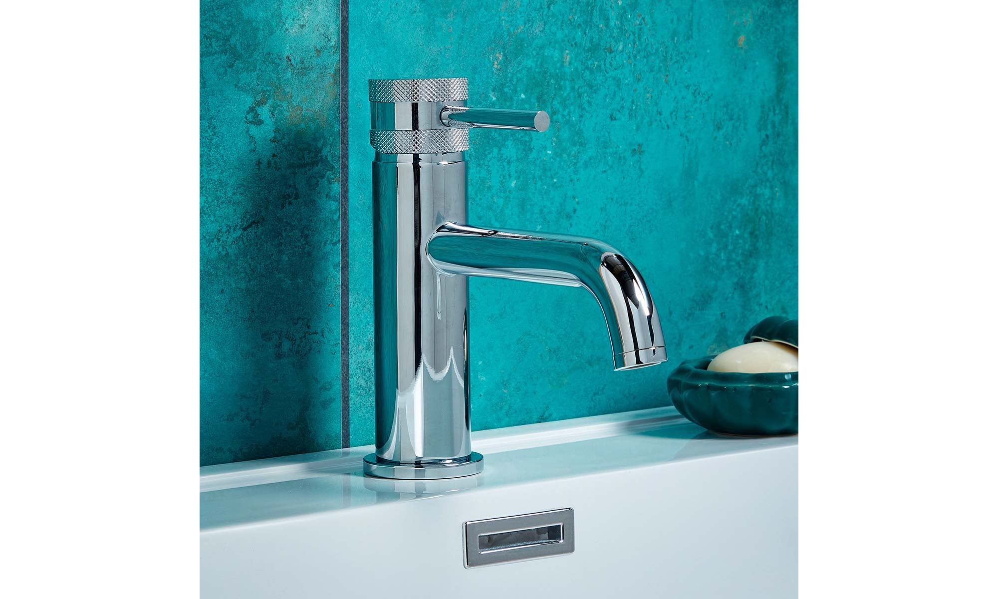 FNX Chrome Basin Mono Mixer Tap - Solid Brass, Deck Mounted with Dual Handle Options