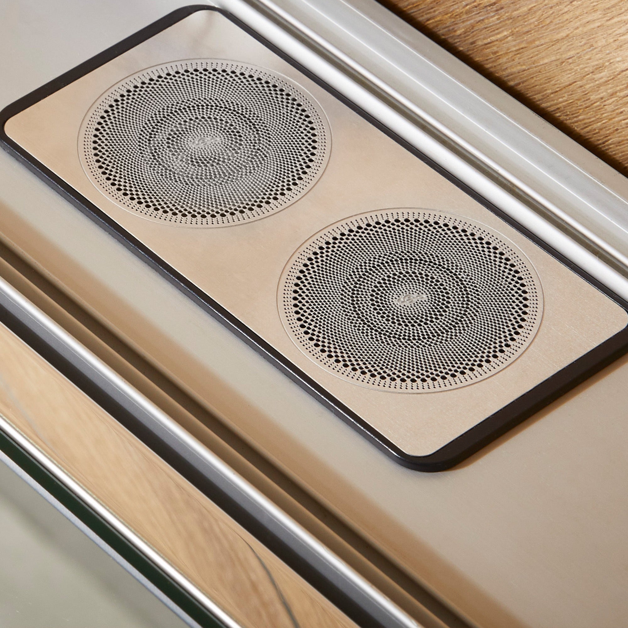 500mm Mirror Cabinet 1 Door LED Illuminated Bluetooth Speakers IP44